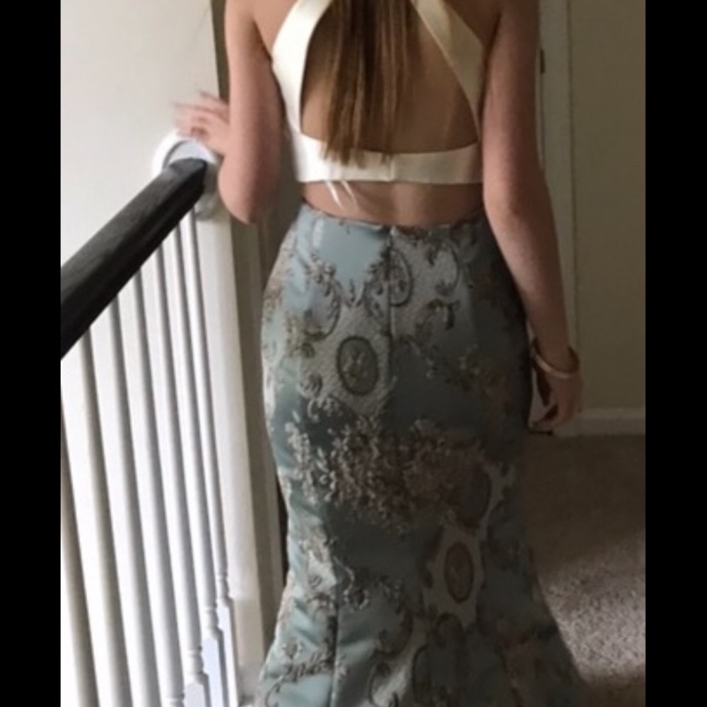 Prom Dress - Picture 3 of 3